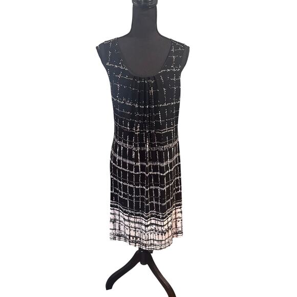 Chico’s Travelers Black & White Plaid Stretch Dress | Mod Travel Chic - Picture 1 of 6